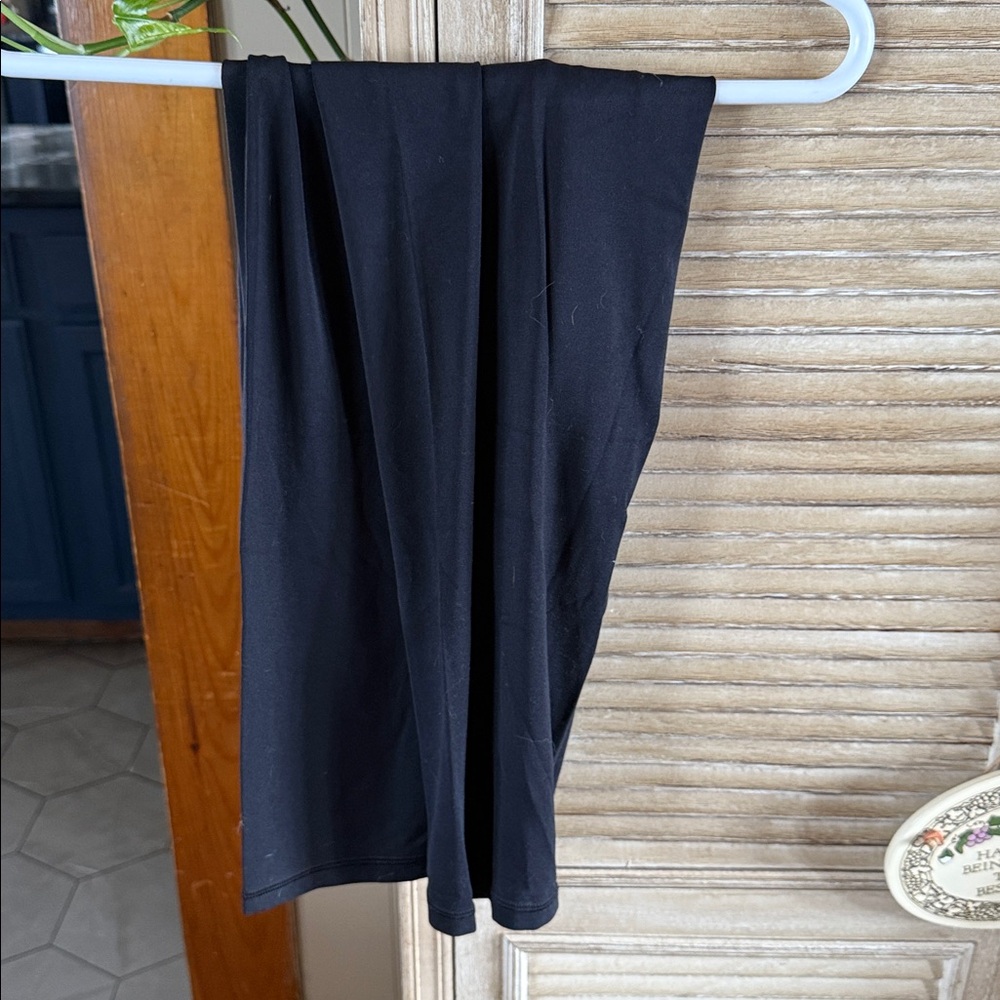 Aerie Black High-Rise 7/8 Leggings - Picture 4 of 4